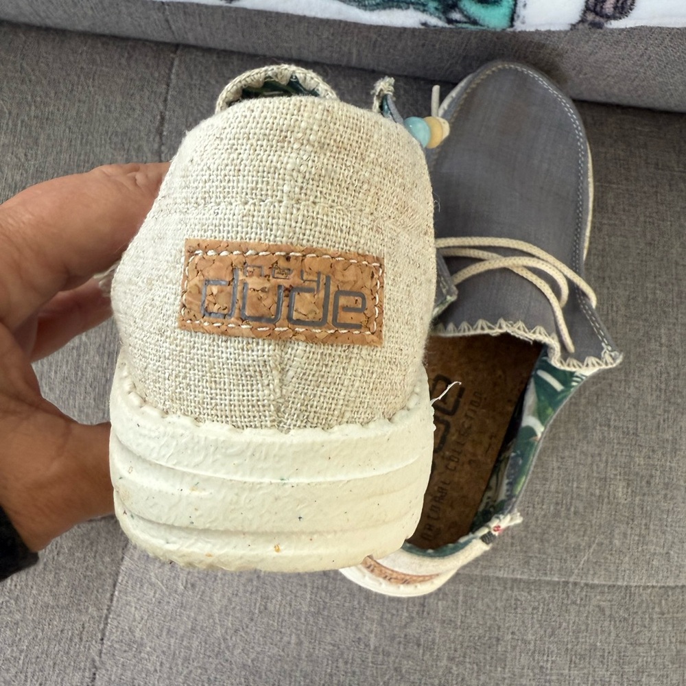 Hey Dude Light Denim / cream colored Size 7 - Picture 3 of 5